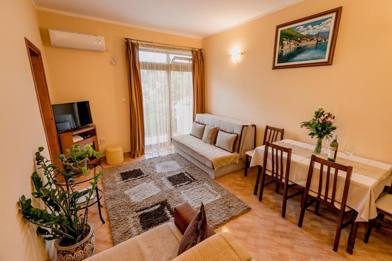 Apartments Gudelj Каменарі Екстер'єр фото
